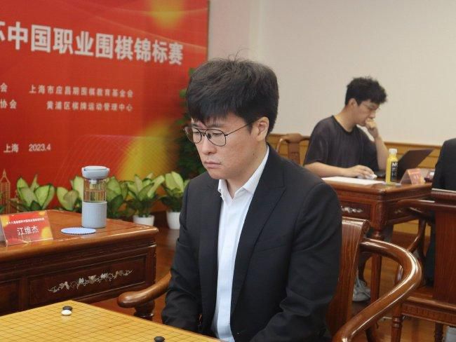 18岁黄网站